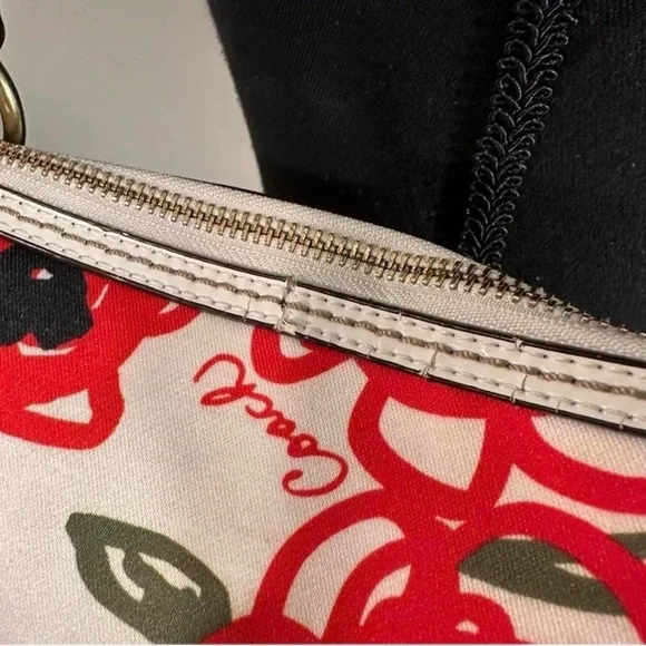 Coach Poppy Red Floral Women's Bag - Picture 5 of 8